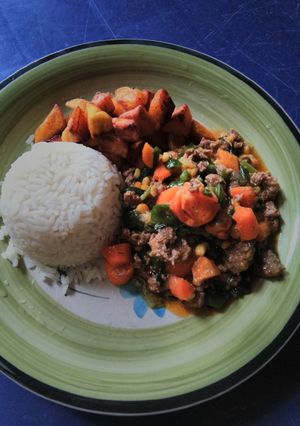 A picture of Minced Goat Meat Sauce.