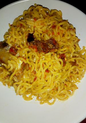 A picture of Palm oil noodles.