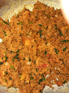 વઘારેલો રોટલો (Vagharelo Rotlo Recipe In Gujarati) રેસીપી મુખ્ય ફોટો