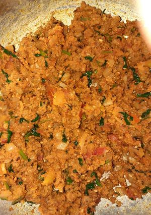 વઘારેલો રોટલો (Vagharelo Rotlo Recipe In Gujarati) રેસીપી મુખ્ય ફોટો