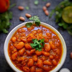 A picture of Rajma masala.