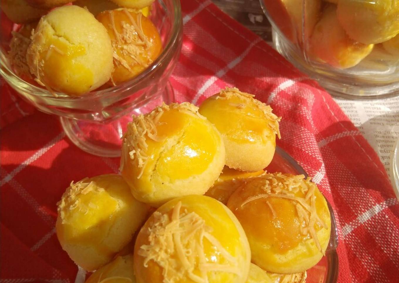 Keju dengan bintang coklat