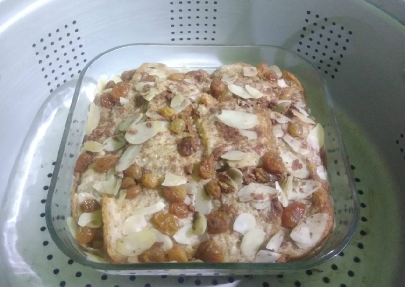 Puding Roti Kayumanis Kukus (Cinnamon Bread Pudding)