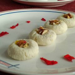 A picture of Sandesh (Bengali Sweet).
