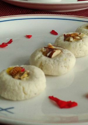 A picture of Sandesh (Bengali Sweet).