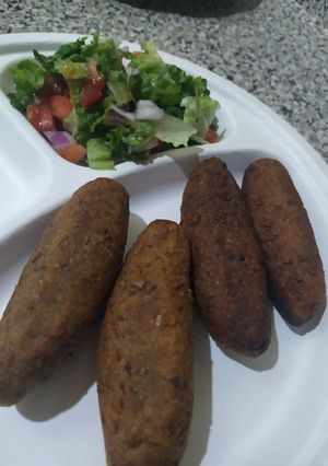 Una foto de Kibbeh de lentejas