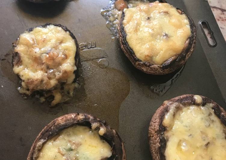 Cheesy portobello mushrooms