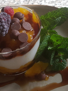 Una foto de Vasito con Mango y Yogur