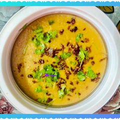 A picture of Chicken oats daleem for breakfast.