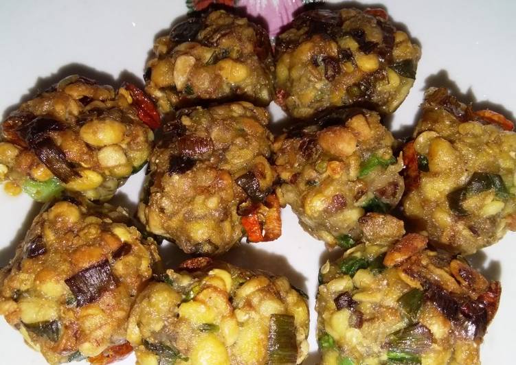 Mendol tempe bungkil Pedes