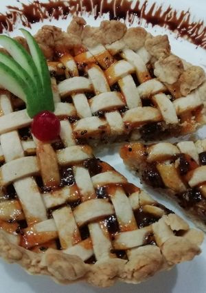 A picture of Raw mango pie.