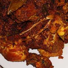รูปของ Ayam Goreng Lengkuas Enak