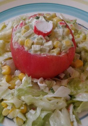 Una foto de Tomate relleno a mi estilo
