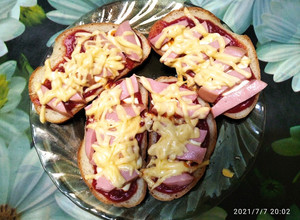 Фото Гарячі бутерброди як піца 🍕.