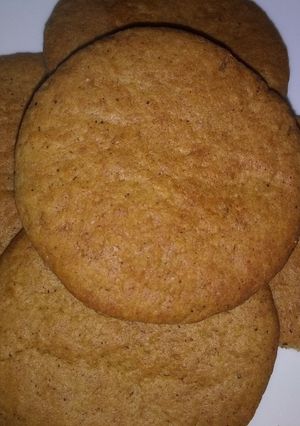 A picture of Ginger biscuits.