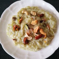 A picture of Dudhi Halwa.