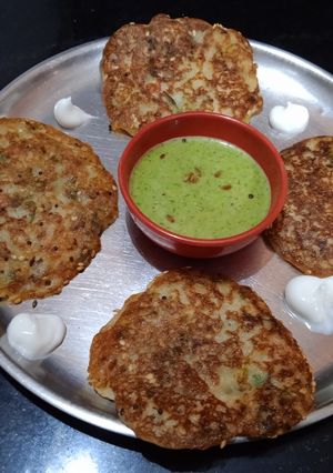 મમરાના ચીલા (Mamra Chila Recipe In Gujarati) રેસીપી મુખ્ય ફોટો