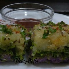 A picture of Baked Purple yam-Potato Handvo.