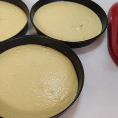 A picture of Yellow Cake from Scratch.