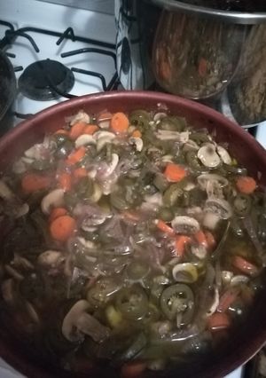 Una foto de Chiles en vinagre