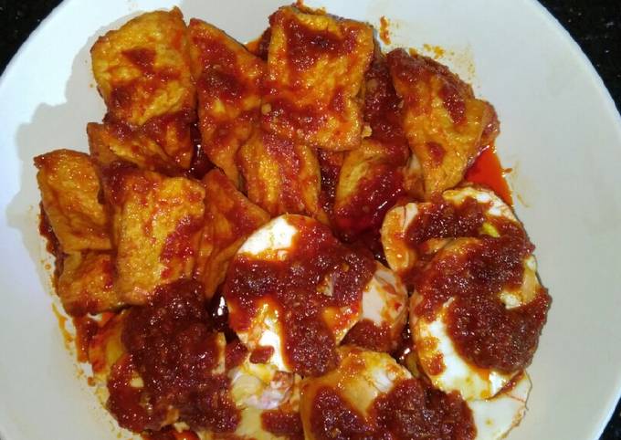 Telur Asin Tahu Bumbu Bali