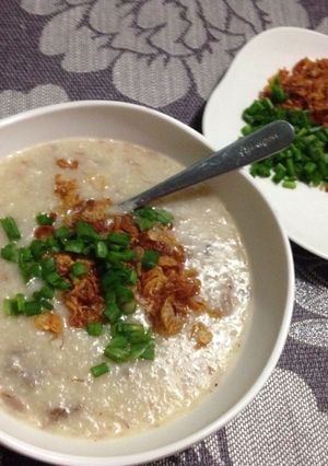 Hình của món Cháo chim Bồ câu.