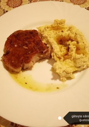 O poză a rețetei Cotlete de porc cu miere.