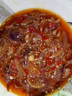 A picture of Onion sauce.
