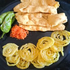 A picture of Tasty fafda crispy Jalebi for dashara festival.