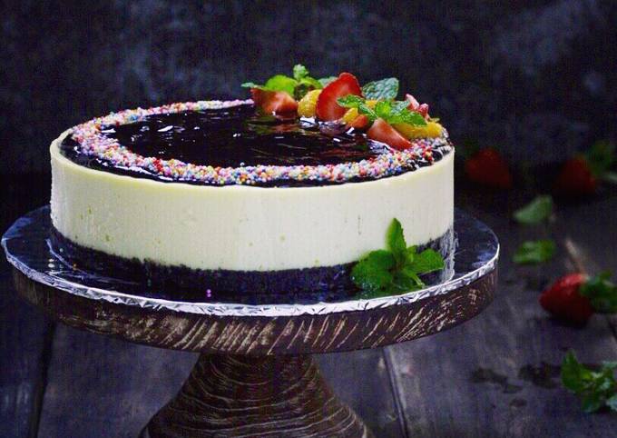 Blueberry/Strawberry Cheese Cake (baked)