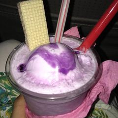 Blueberry smoothie A picture of Blueberry smoothie.