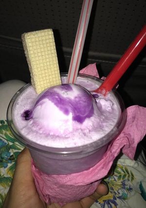 A picture of Blueberry smoothie.
