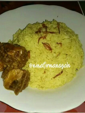 Cara Mudah Membuat Resep  Nasi kuning praktis,ayam ungkeb😅 yang Bikin Ngiler, Menggugah Selera