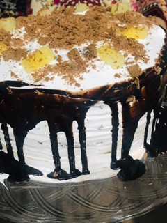 A picture of Pineapple cake.