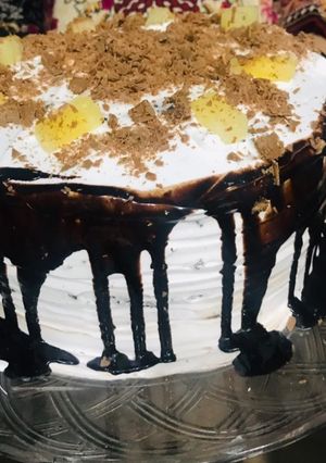 A picture of Pineapple cake.