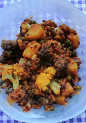 A picture of Dry purple Cauliflower bhaji.