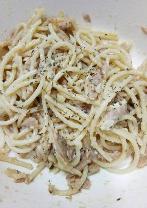 A picture of Easy Tuna Carbonara.