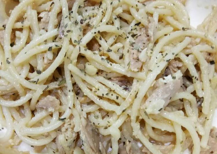 Easiest Way to Prepare Ultimate Easy Tuna Carbonara