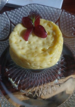 Una foto de Flan cocido