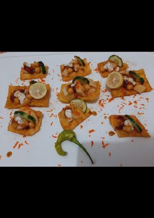 A picture of Papri chat.