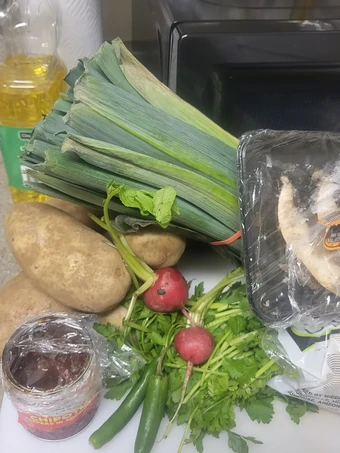 Easy Ways Make Recipes Leek and Potato Soup the Delicious Delicious.