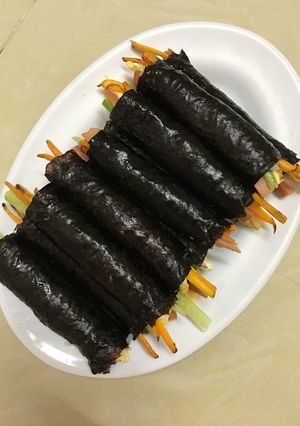 Hình của món Kimbab mini.