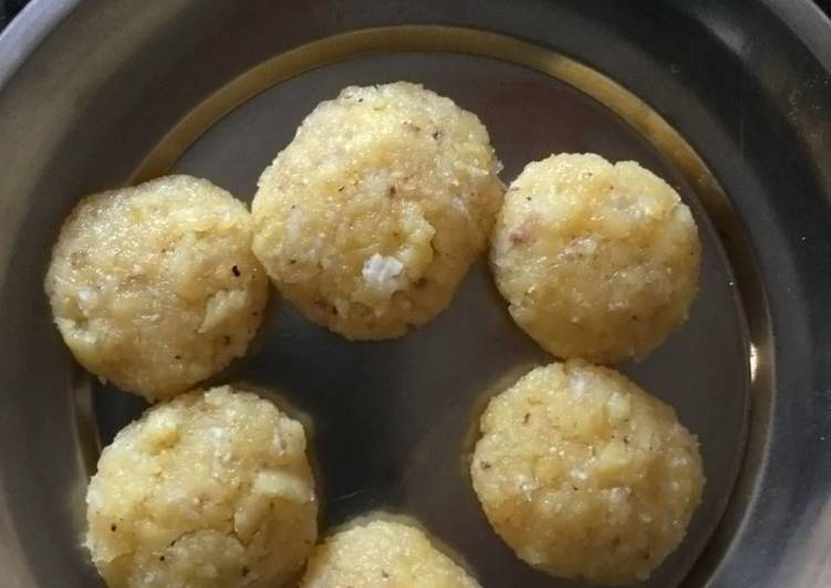 Simple Way to Make Homemade Traditional Andhra Borellu (moong dal with coconut sweet balls) Recipe