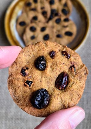 Una foto de Cookies saludables de harina de almendras como receta de aprovechamiento 🍪 sin azúcar ni edulcorante