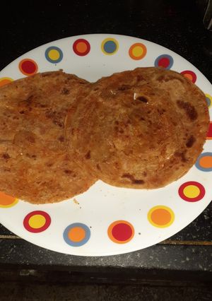 મસાલા લચ્છા પરાઠા (Masala Lachha Paratha Recipe In Gujarati) રેસીપી મુખ્ય ફોટો