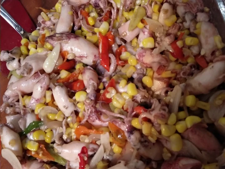 Cara Sederhana Menyiapkan Resep  Tumis cumi asin jagung manis yang Lezat Sekali, Bisa Manjain Lidah