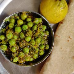 A picture of Green peas sabji.