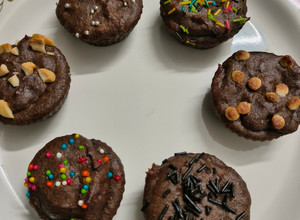 A picture of Chikoo - Choco Muffins.
