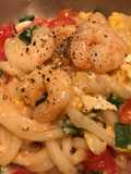 Fresh Shrimp & Chicken with Egg Noodles鮮蝦雞肉滑蛋黑胡椒烏冬