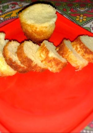 এলাচি ফ্লেভার কাপকেক (Cardamom flavor cupcake recipe in bengali) রেসিপির প্রধান ছবি